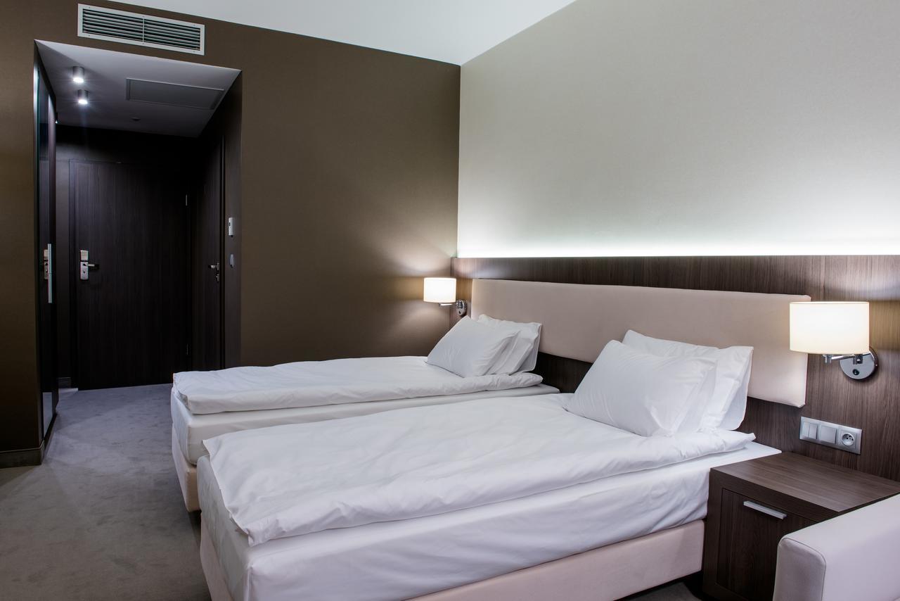 Hotel Kosma Козьмін Екстер'єр фото