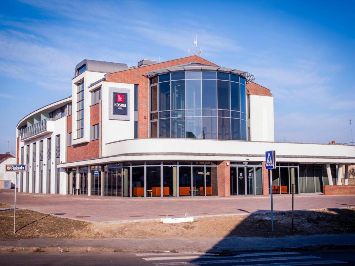 Hotel Kosma Козьмін Екстер'єр фото